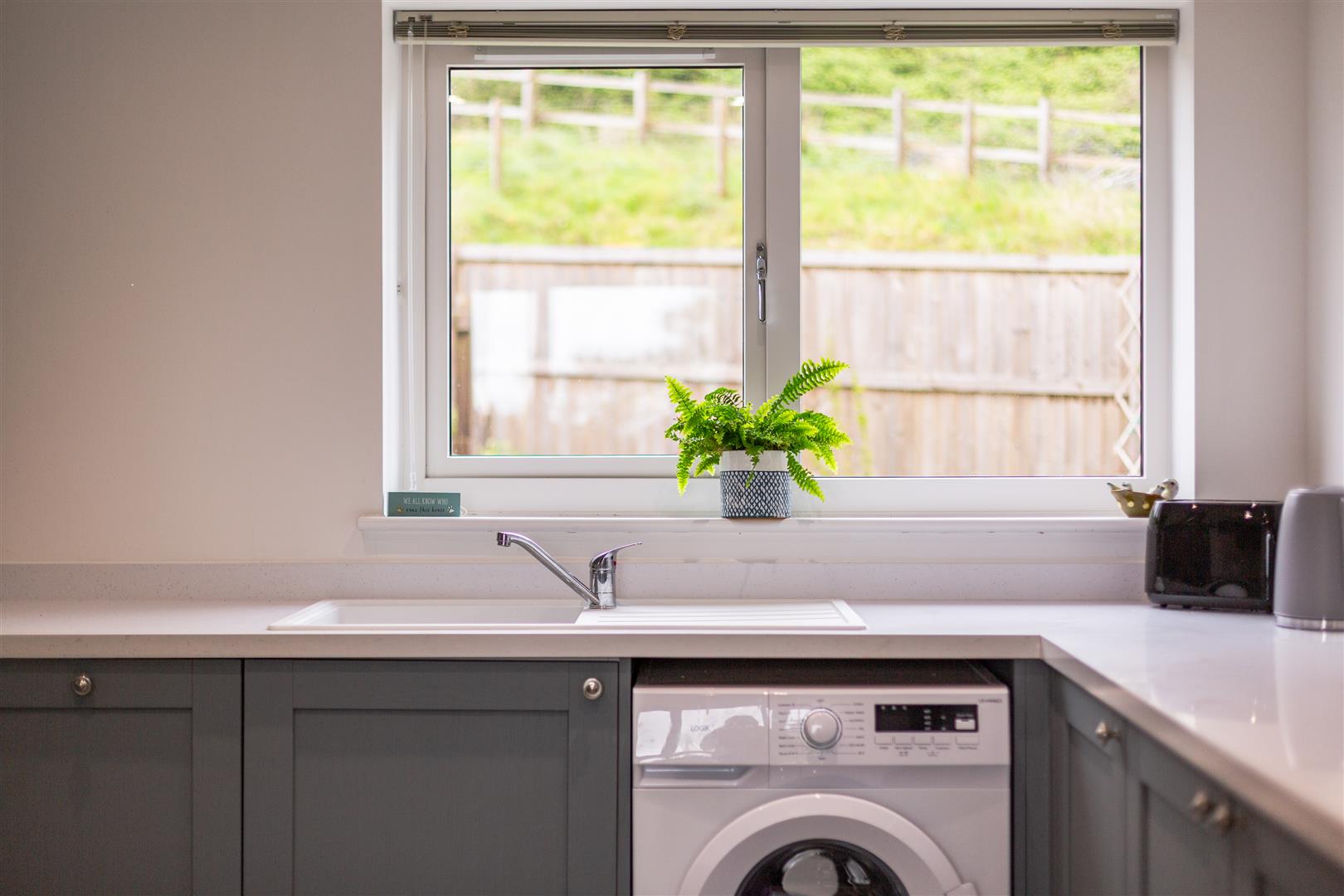 Maes Gwdig, Burry Port, SA16 0TG